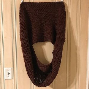 👍 SOLD👍 LOWEST PRICE Burgundy Crochet Scarf
